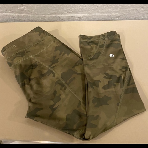 Lululemon Run: Inspire Crop *All Luxtrem - Picture 5 of 6